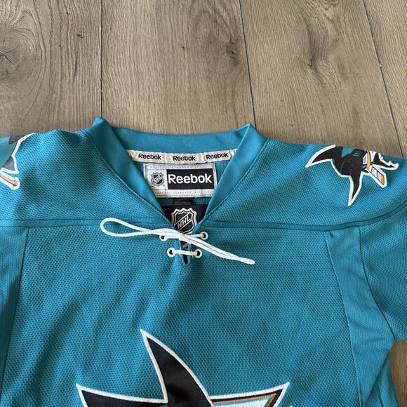 San Jose NHL Sharks Brent Burns 88 Youth Jersey S/M - Picture 8 of 16